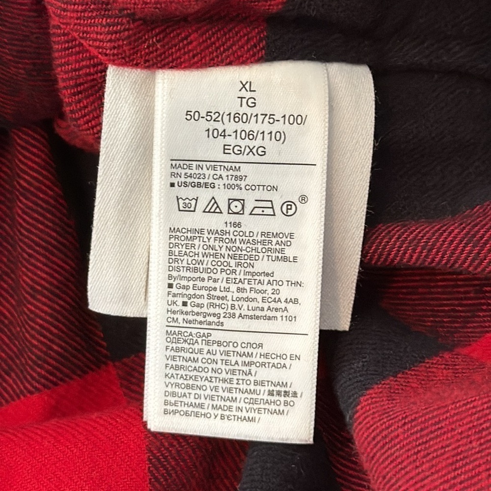 GAP Flannel Boyfriend Buffalo Check Button Down Shirt in Red & Black Size XL - Picture 8 of 8